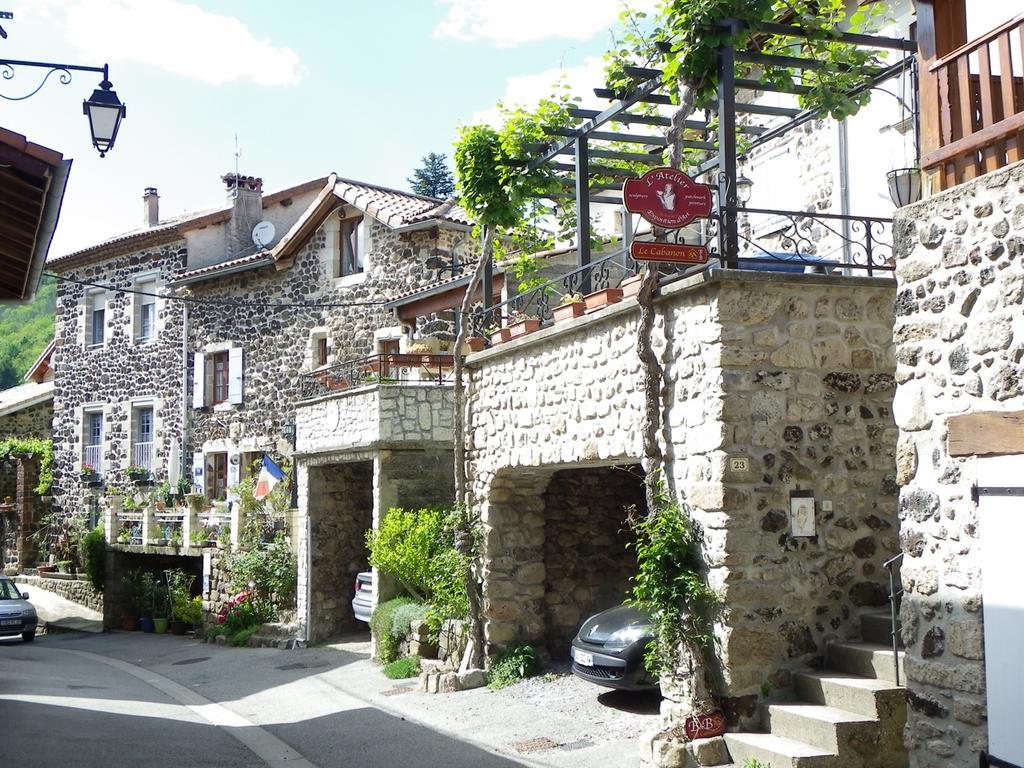 Le Cabanon Bed & Breakfast Thueyts Exterior photo